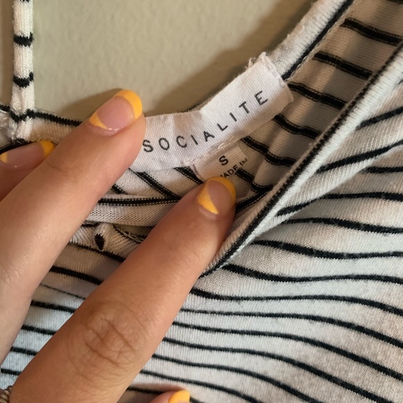 Striped Open Back Tee - Picture 3 of 3